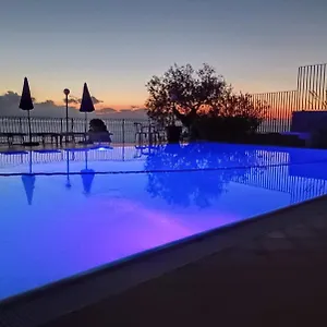 Bay Palace Mazzaro Hotell