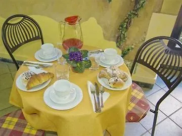 Residence Villa Il Glicine Taormina Aparthotel
